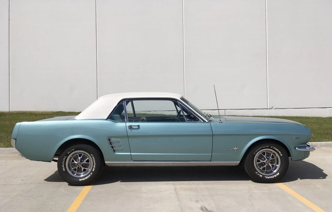 1966 Ford Mustang 1st Gen (1964.5-1966) - Image 17 of 31