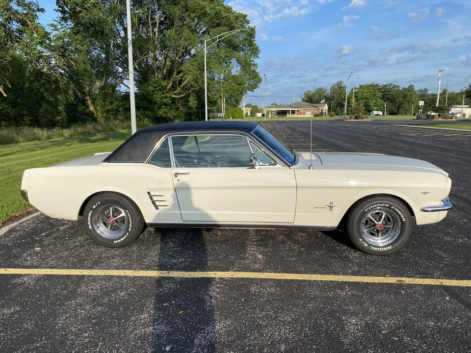 1966 Ford Mustang 1st Gen (1964.5-1966) - Image 8 of 31