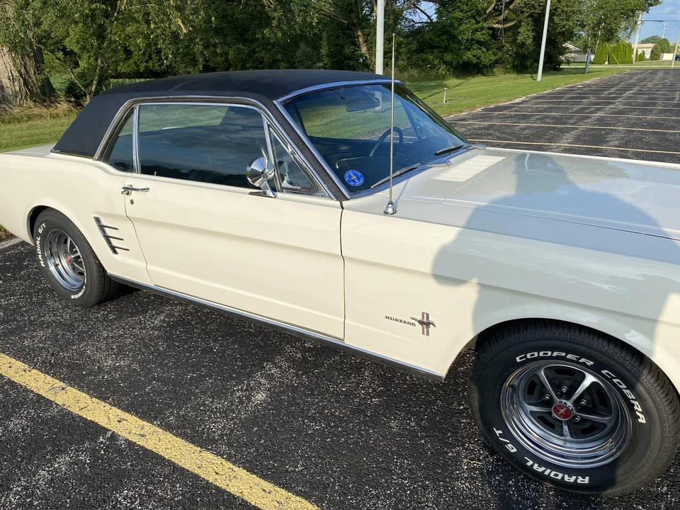 1966 Ford Mustang 1st Gen (1964.5-1966) - Image 23 of 31