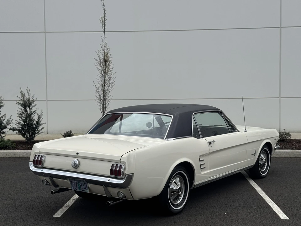 1966 Ford Mustang 1st Gen (1964.5-1966) - Image 18 of 31