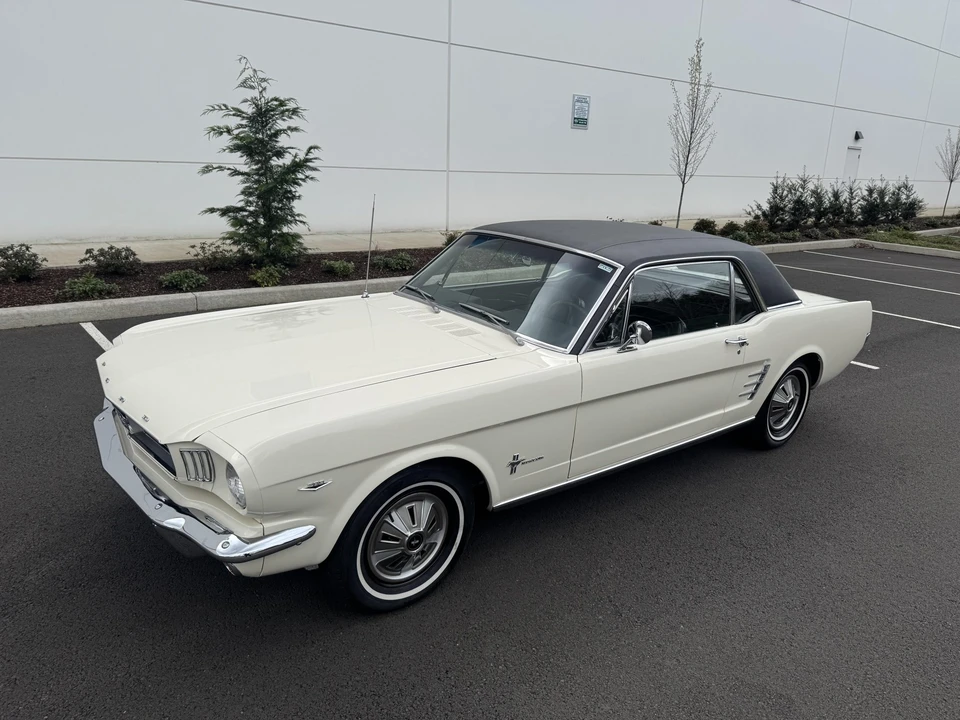 1966 Ford Mustang 1st Gen (1964.5-1966) - Image 6 of 31