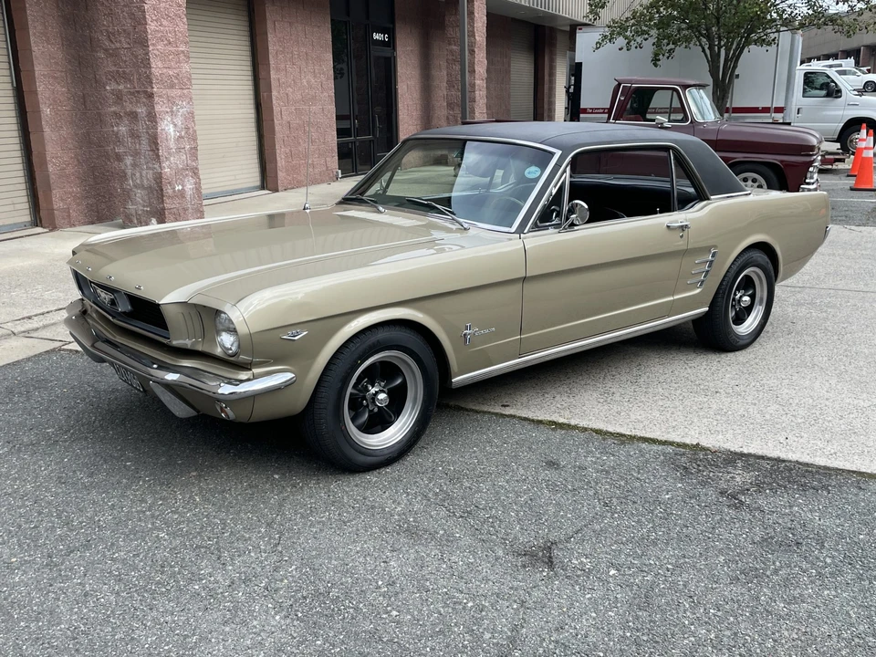 1966 Ford Mustang 1st Gen (1964.5-1966) - Image 7 of 31
