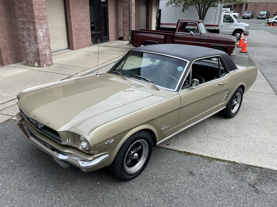 1966 Ford Mustang 1st Gen (1964.5-1966) - Image 6 of 31