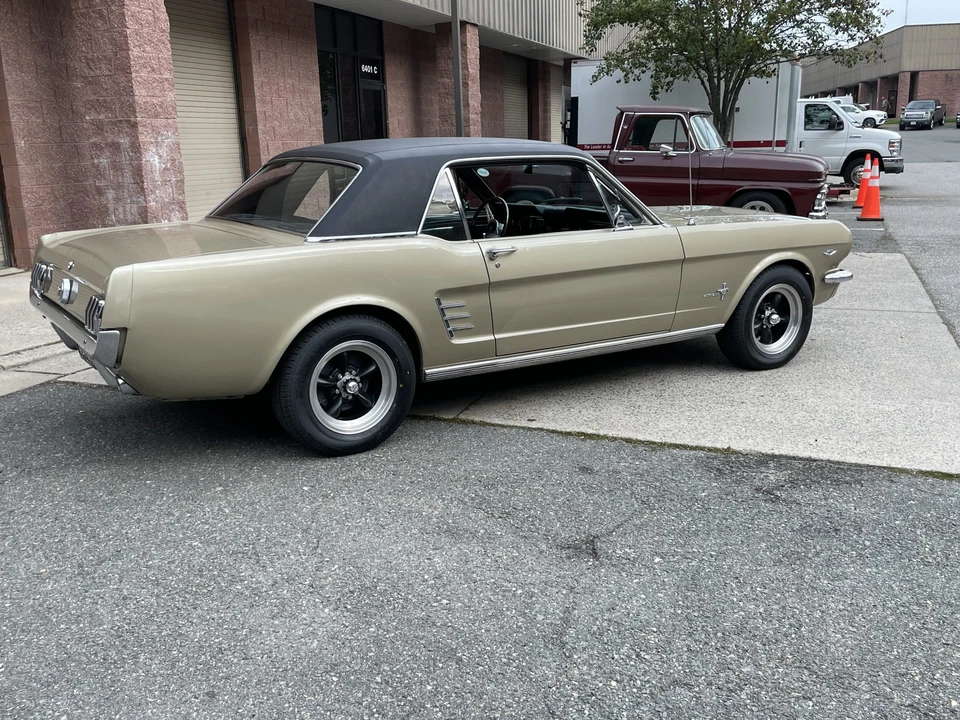 1966 Ford Mustang 1st Gen (1964.5-1966) - Image 13 of 31