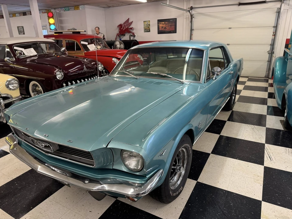 1966 Ford Mustang 1st Gen (1964.5-1966) - Image 27 of 31