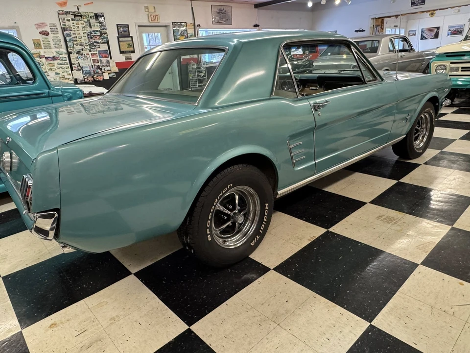 1966 Ford Mustang 1st Gen (1964.5-1966) - Image 22 of 31
