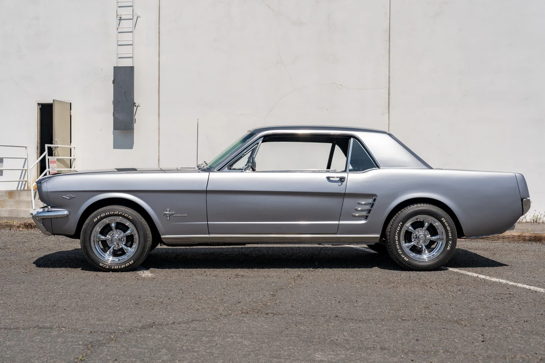 1966 Ford Mustang 1st Gen (1964.5-1966) - Image 9 of 31