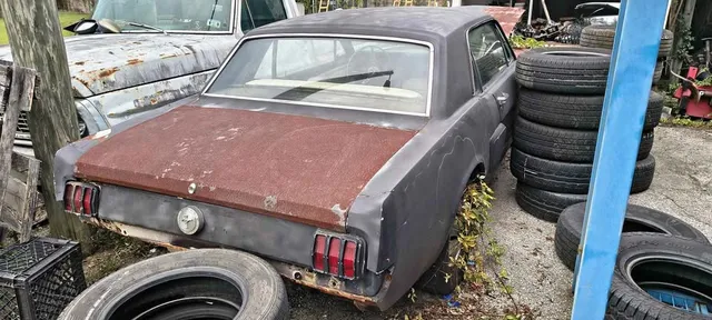 1966 Ford Mustang · Coupe 2D