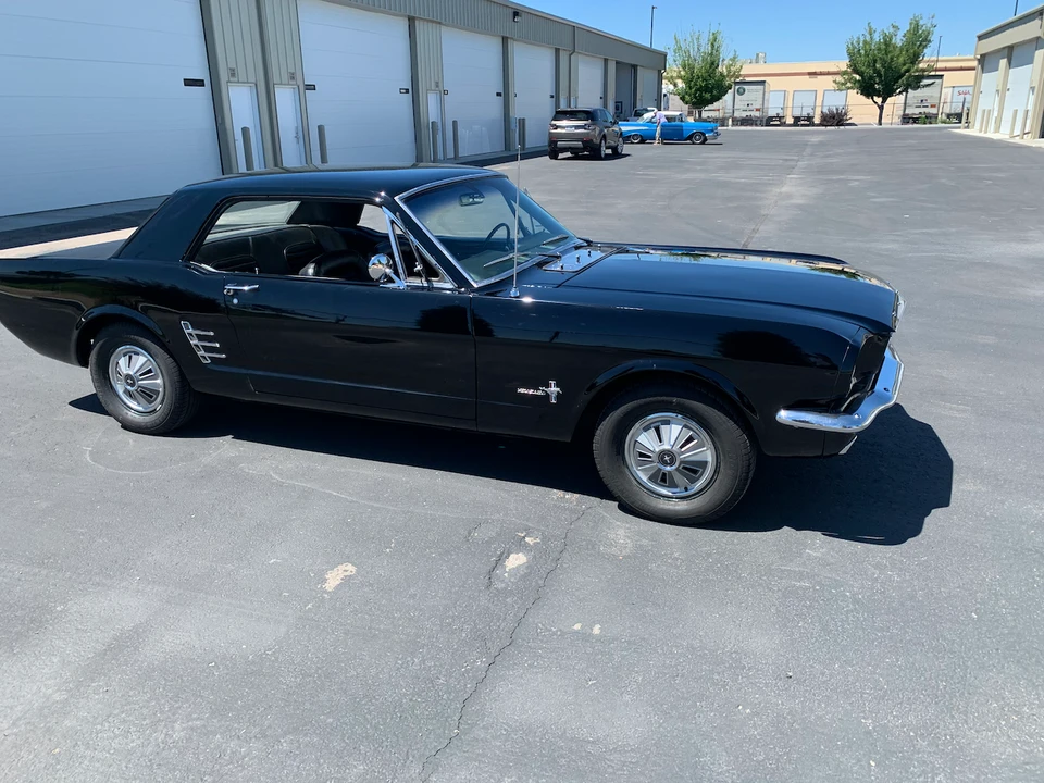 1966 Ford Mustang 1st Gen (1964.5-1966) - Image 4 of 31