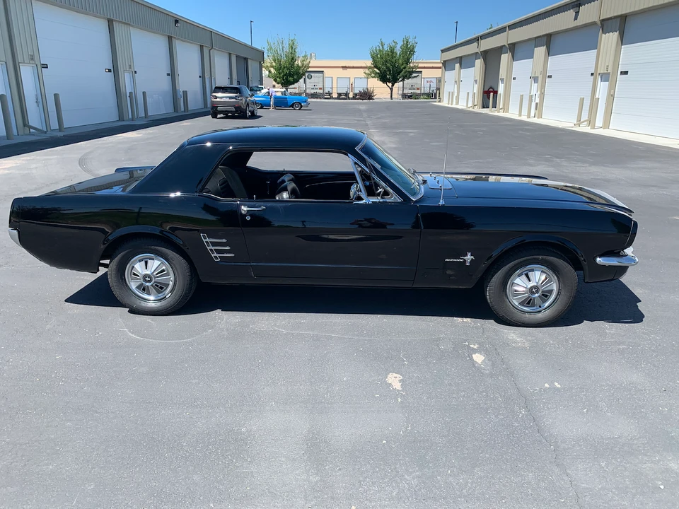 1966 Ford Mustang 1st Gen (1964.5-1966) - Image 5 of 31