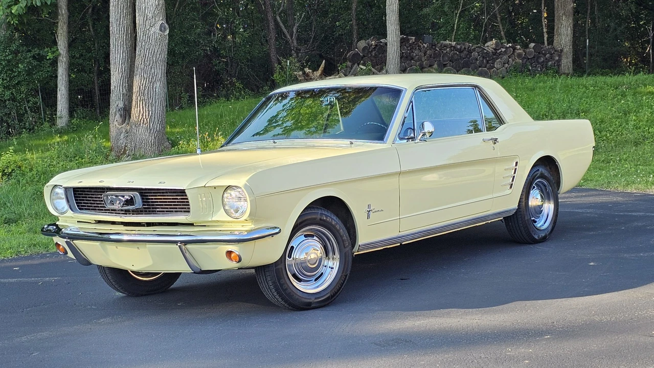 1966 Ford Mustang 1st Gen (1964.5-1966) - Image 2 of 31
