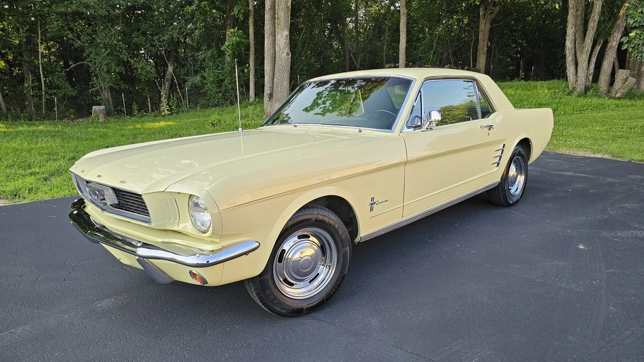 1966 Ford Mustang 1st Gen (1964.5-1966) - Image 6 of 31