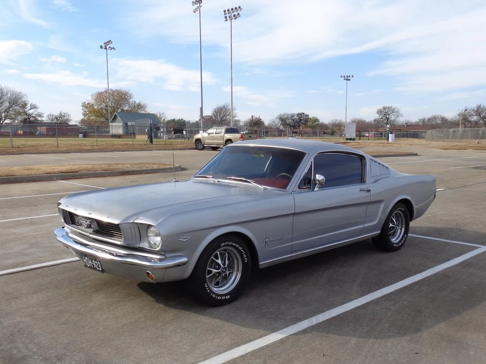 1966 Ford Mustang 1st Gen (1964.5-1966) - Image 6 of 31