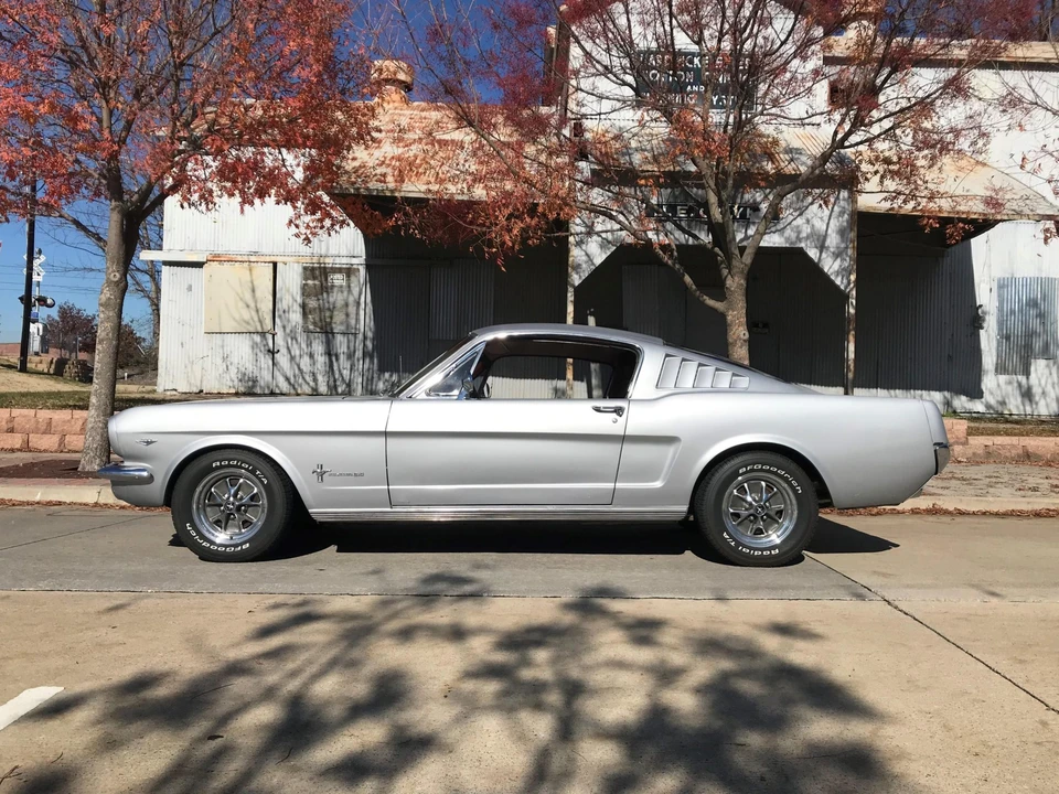 1966 Ford Mustang 1st Gen (1964.5-1966) - Image 9 of 31