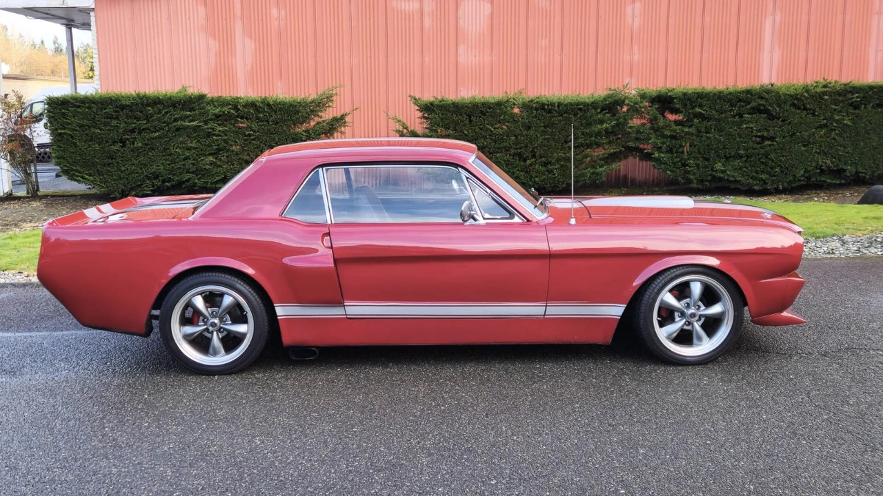 1966 Ford Mustang 1st Gen (1964.5-1966) - Image 5 of 24