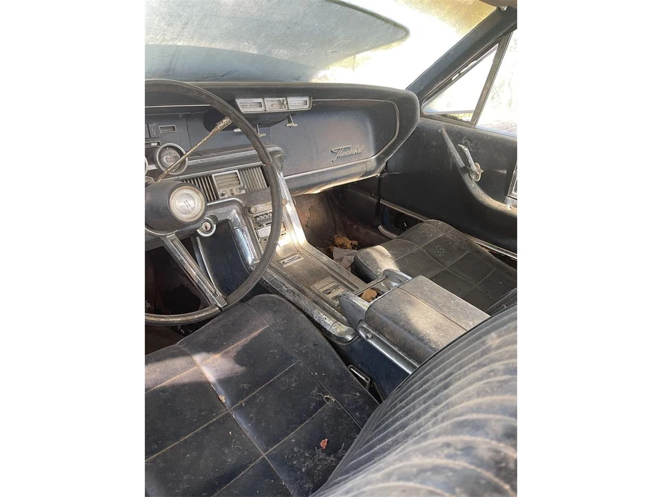 1966 Ford Thunderbird 4th Gen - Image 16 of 19