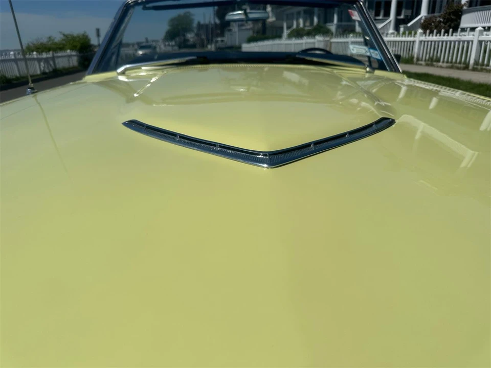 1966 Ford Thunderbird 4th Gen - Image 16 of 31