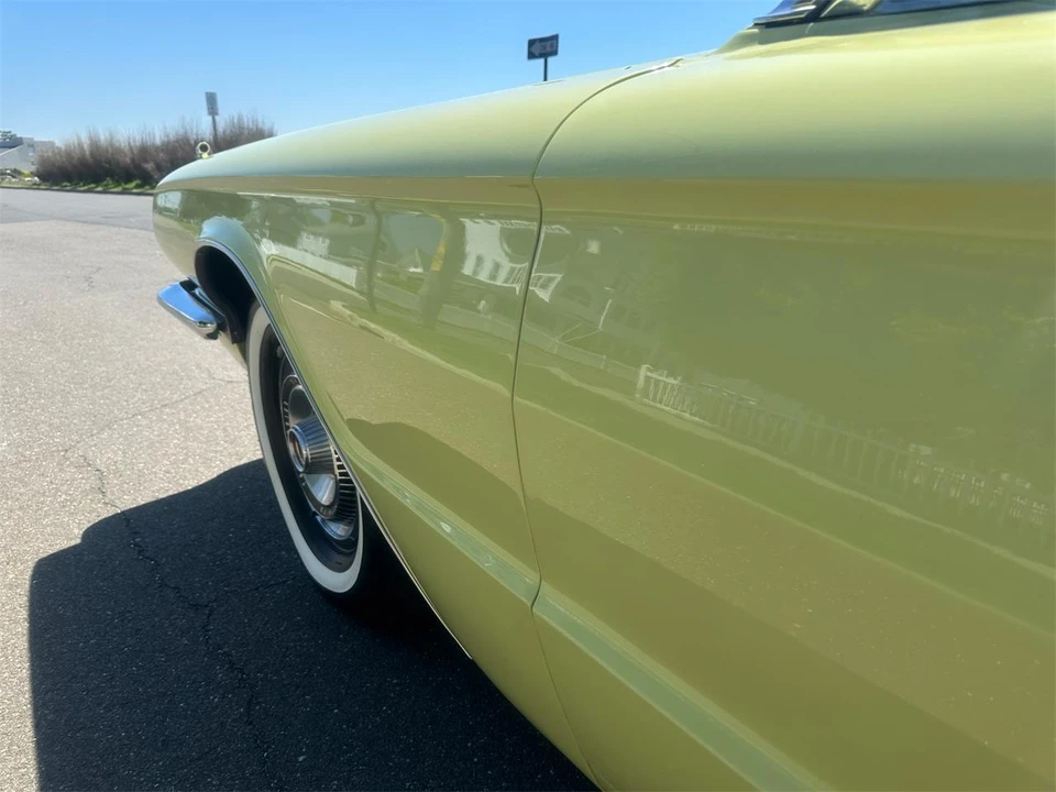 1966 Ford Thunderbird 4th Gen - Image 19 of 31