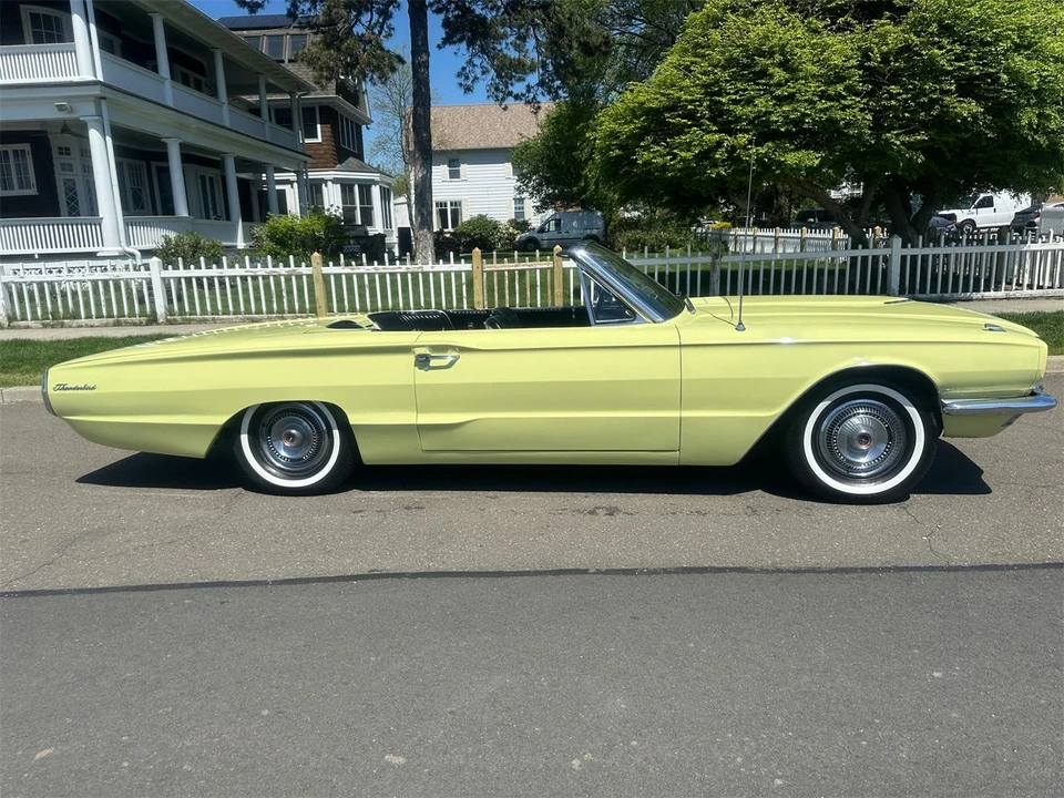 1966 Ford Thunderbird 4th Gen - Image 8 of 31