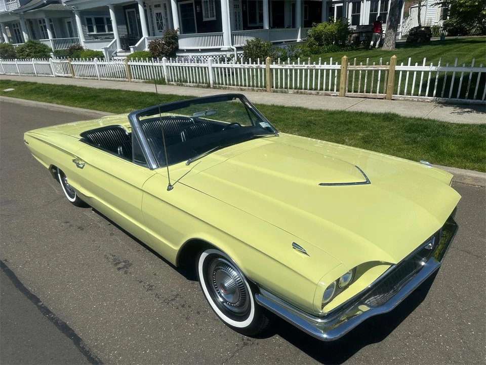 1966 Ford Thunderbird 4th Gen - Image 3 of 31