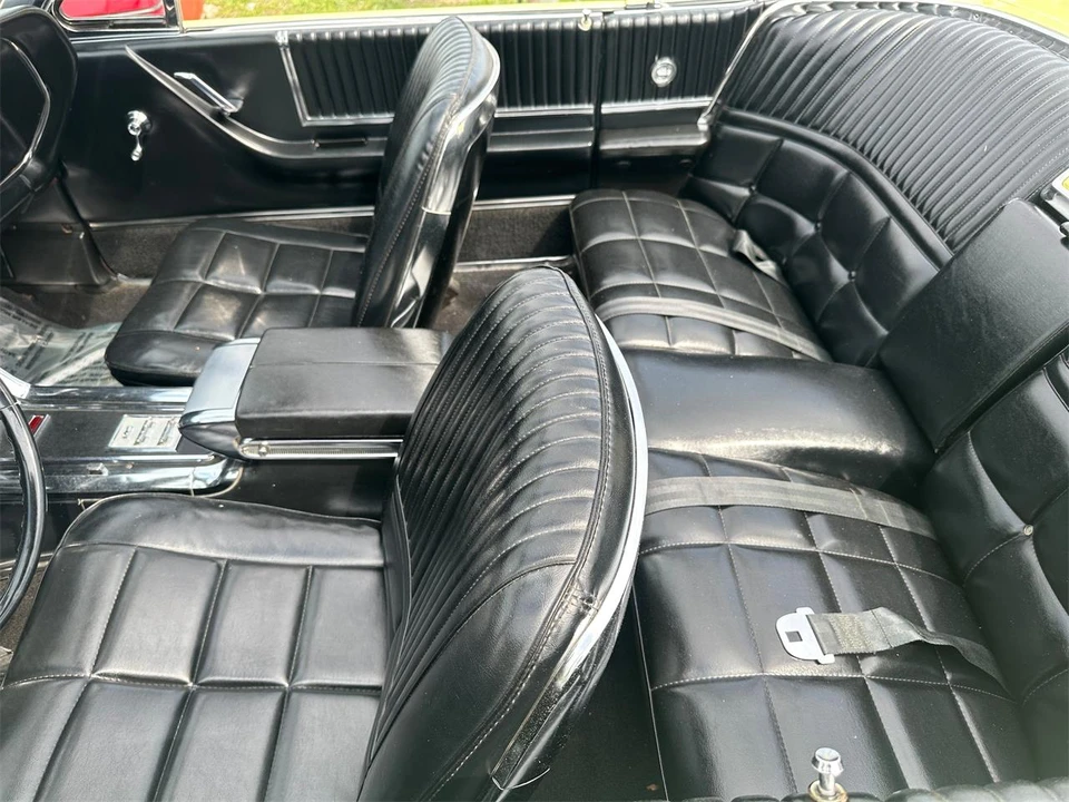1966 Ford Thunderbird 4th Gen - Image 28 of 31