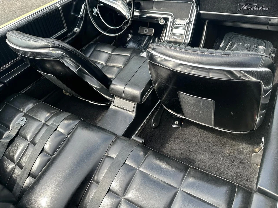 1966 Ford Thunderbird 4th Gen - Image 30 of 31