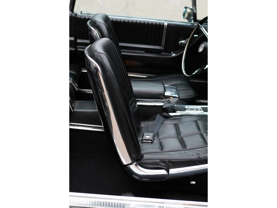 1966 Ford Thunderbird 4th Gen - Image 18 of 31