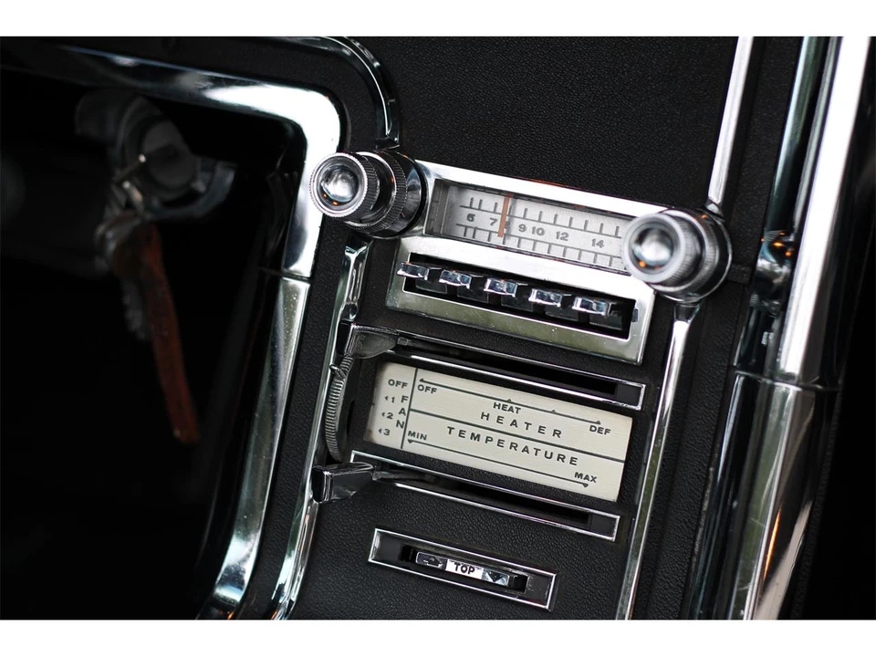 1966 Ford Thunderbird 4th Gen - Image 21 of 31
