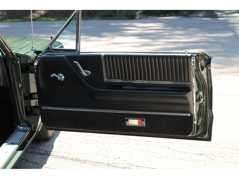 1966 Ford Thunderbird 4th Gen - Image 10 of 31