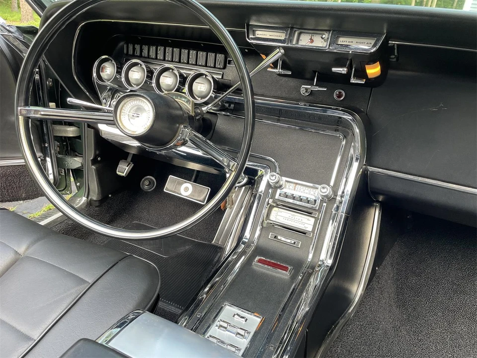 1966 Ford Thunderbird 4th Gen - Image 17 of 31
