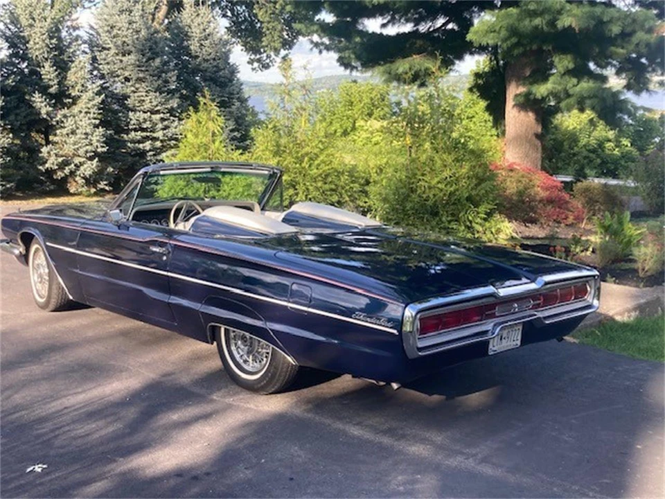 1966 Ford Thunderbird 4th Gen - Image 22 of 31