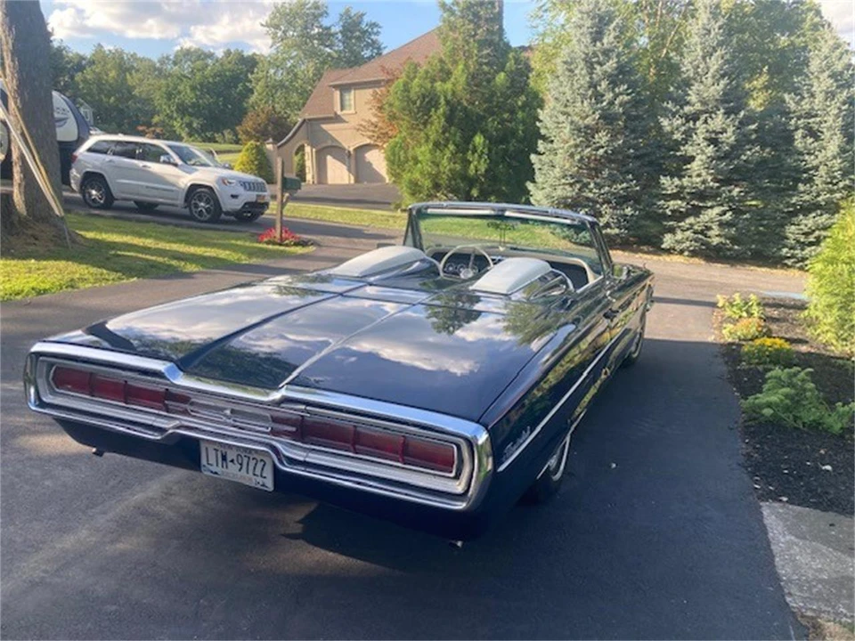 1966 Ford Thunderbird 4th Gen - Image 7 of 31