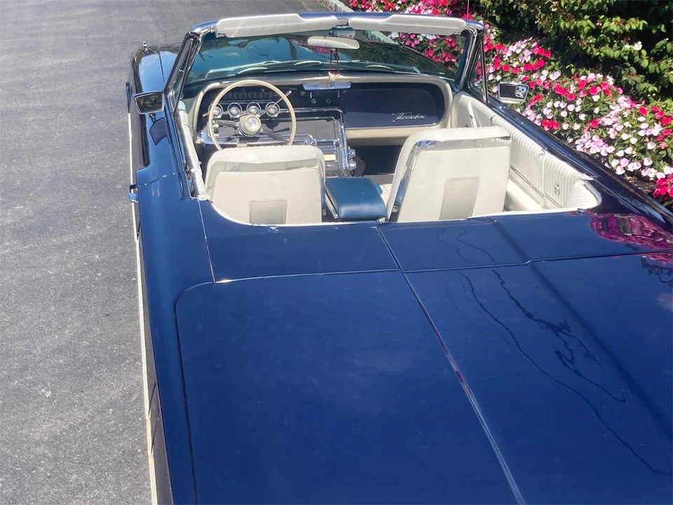 1966 Ford Thunderbird 4th Gen - Image 14 of 31