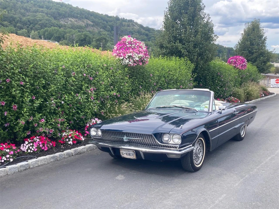1966 Ford Thunderbird 4th Gen - Image 3 of 31