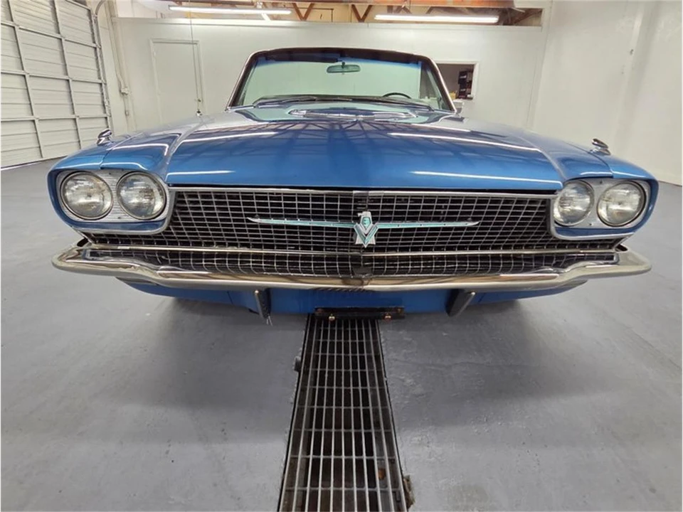 1966 Ford Thunderbird 4th Gen - Image 13 of 31