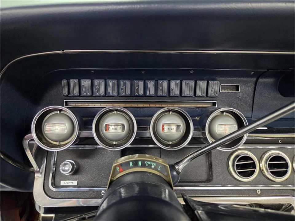 1966 Ford Thunderbird 4th Gen - Image 27 of 31