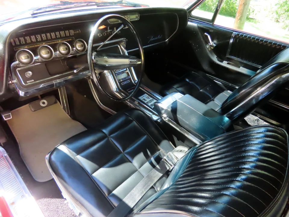 1966 Ford Thunderbird 4th Gen - Image 25 of 31