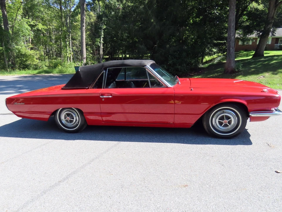1966 Ford Thunderbird 4th Gen - Image 16 of 31