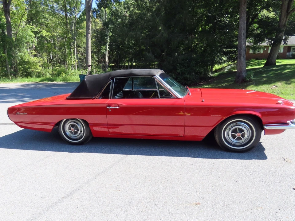 1966 Ford Thunderbird 4th Gen - Image 15 of 31