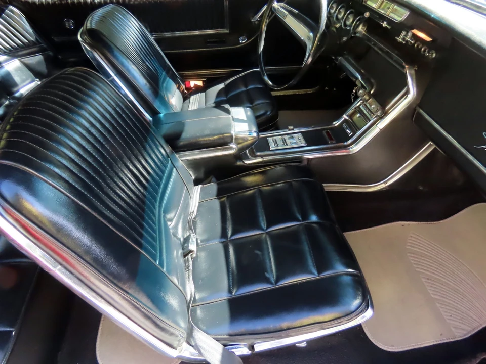 1966 Ford Thunderbird 4th Gen - Image 29 of 31