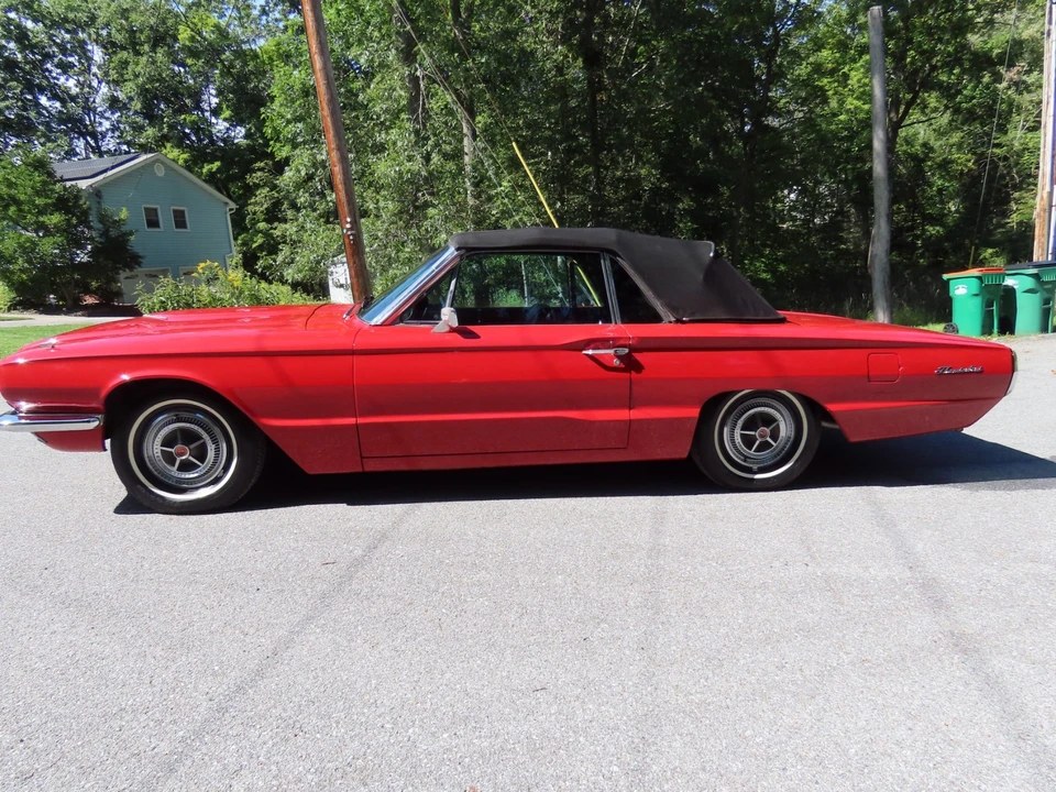 1966 Ford Thunderbird 4th Gen - Image 10 of 31