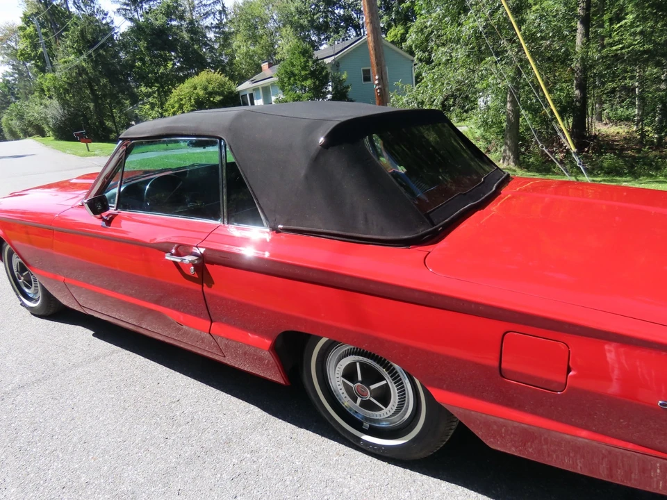 1966 Ford Thunderbird 4th Gen - Image 13 of 31