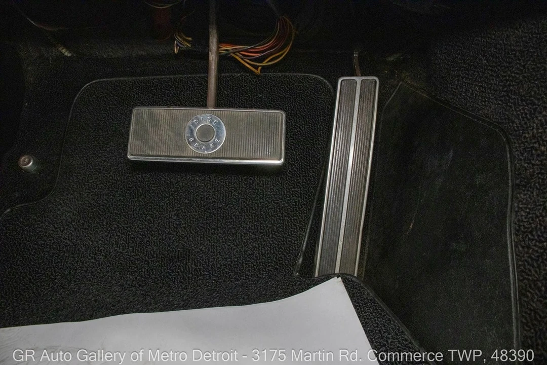 1966 Ford Thunderbird 4th Gen - Image 23 of 31