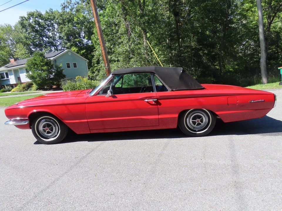 1966 Ford Thunderbird 4th Gen - Image 11 of 31