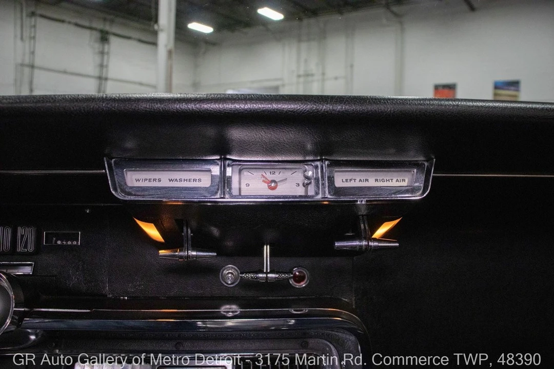 1966 Ford Thunderbird 4th Gen - Image 29 of 31
