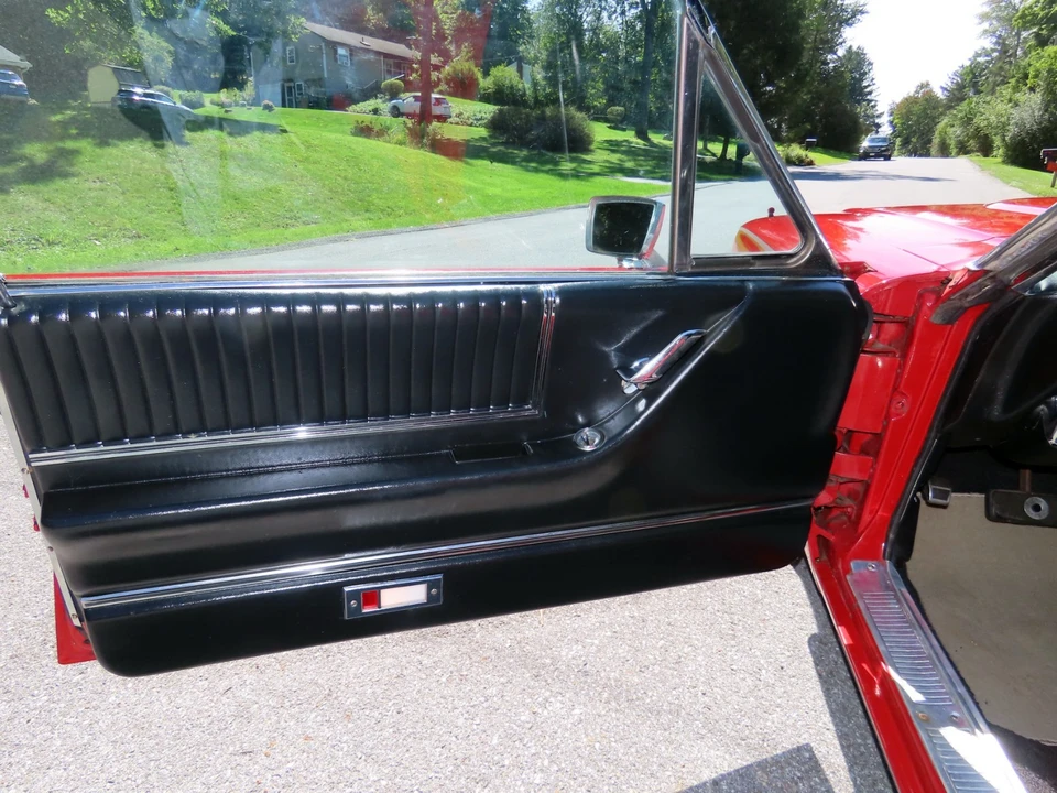 1966 Ford Thunderbird 4th Gen - Image 22 of 31