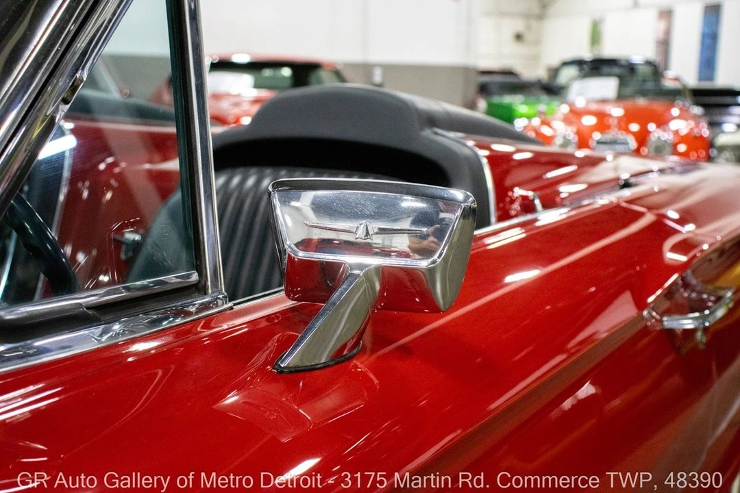 1966 Ford Thunderbird 4th Gen - Image 18 of 31