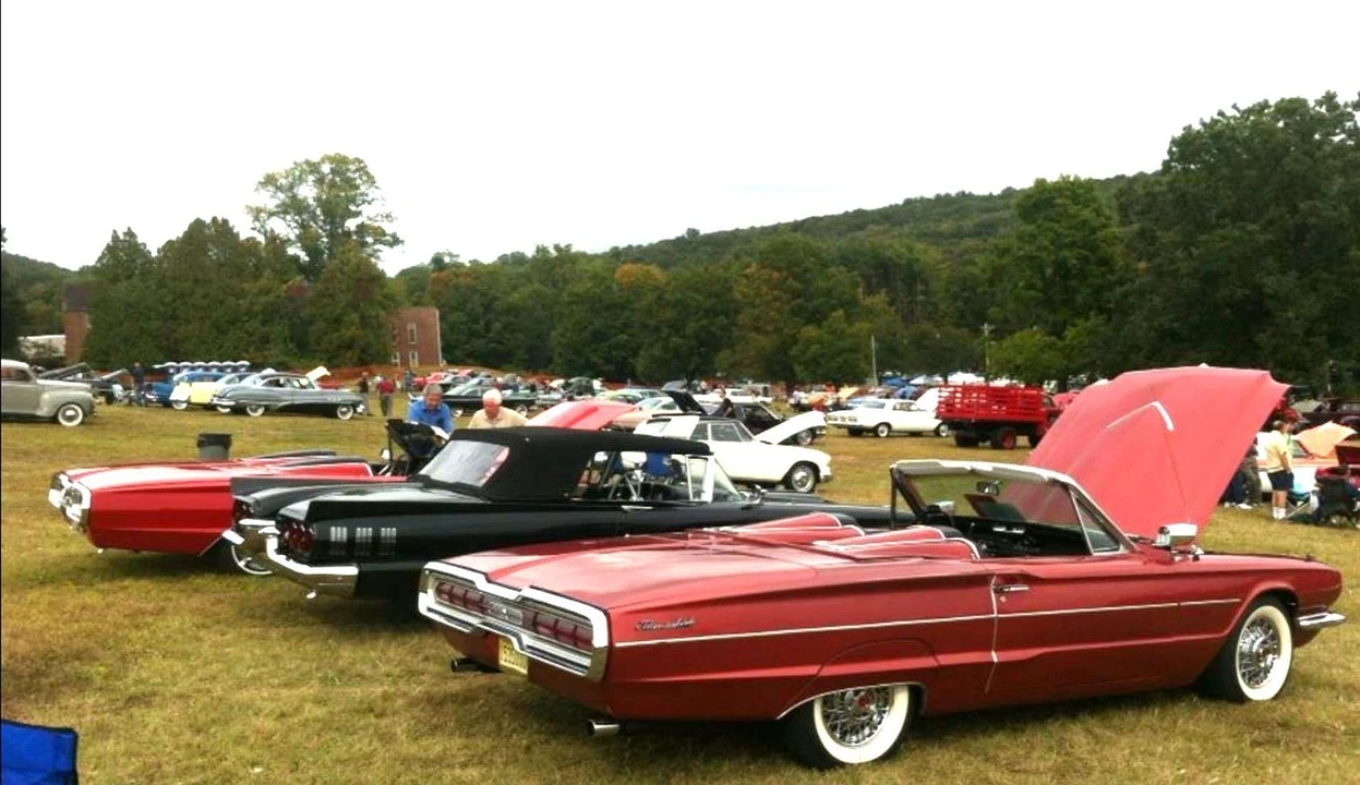 1966 Ford Thunderbird 4th Gen - Image 7 of 31