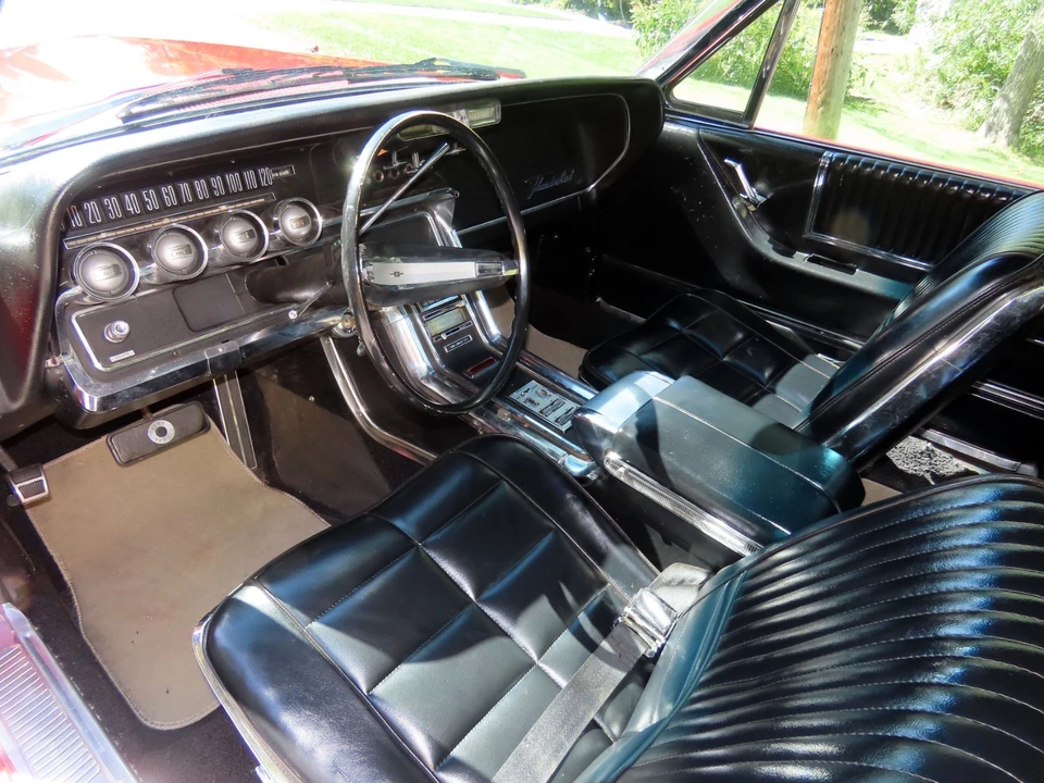1966 Ford Thunderbird 4th Gen - Image 24 of 31