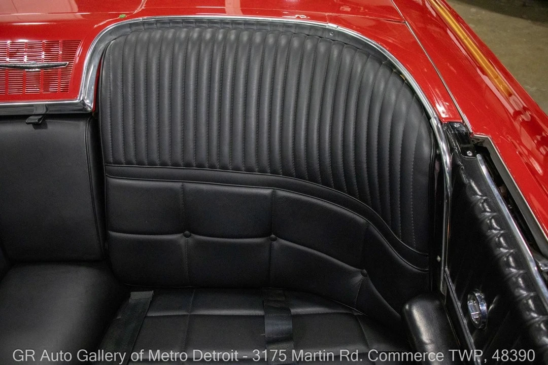 1966 Ford Thunderbird 4th Gen - Image 21 of 31